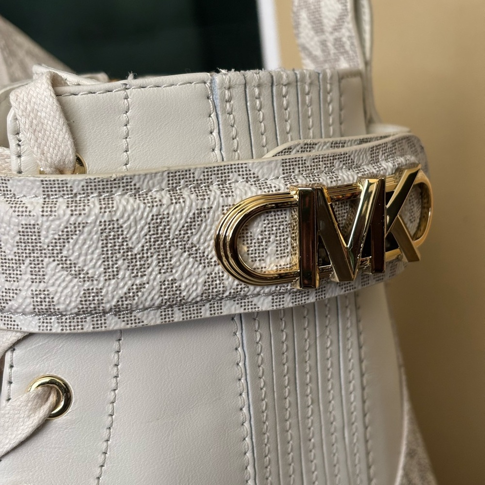 Michael Kors Women's White Combat Boots - Picture 11 of 12